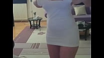 Девушка из Самарканда занимается сексом стоя на четвереньках